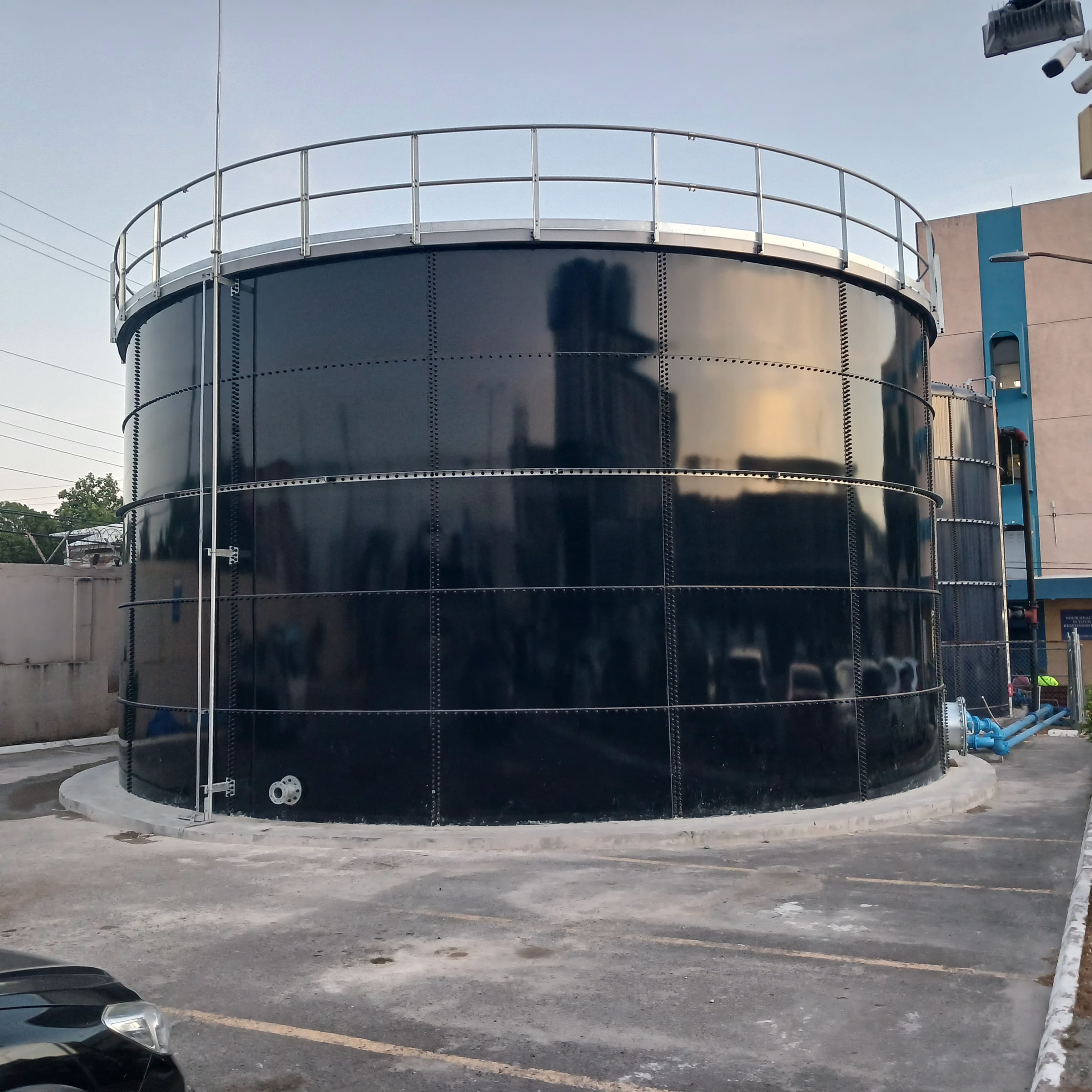 SERHA Invests J$99M to Install 150,000-Gallon Water Storage Tanks at Kingston Public and Princess Margaret Hospitals